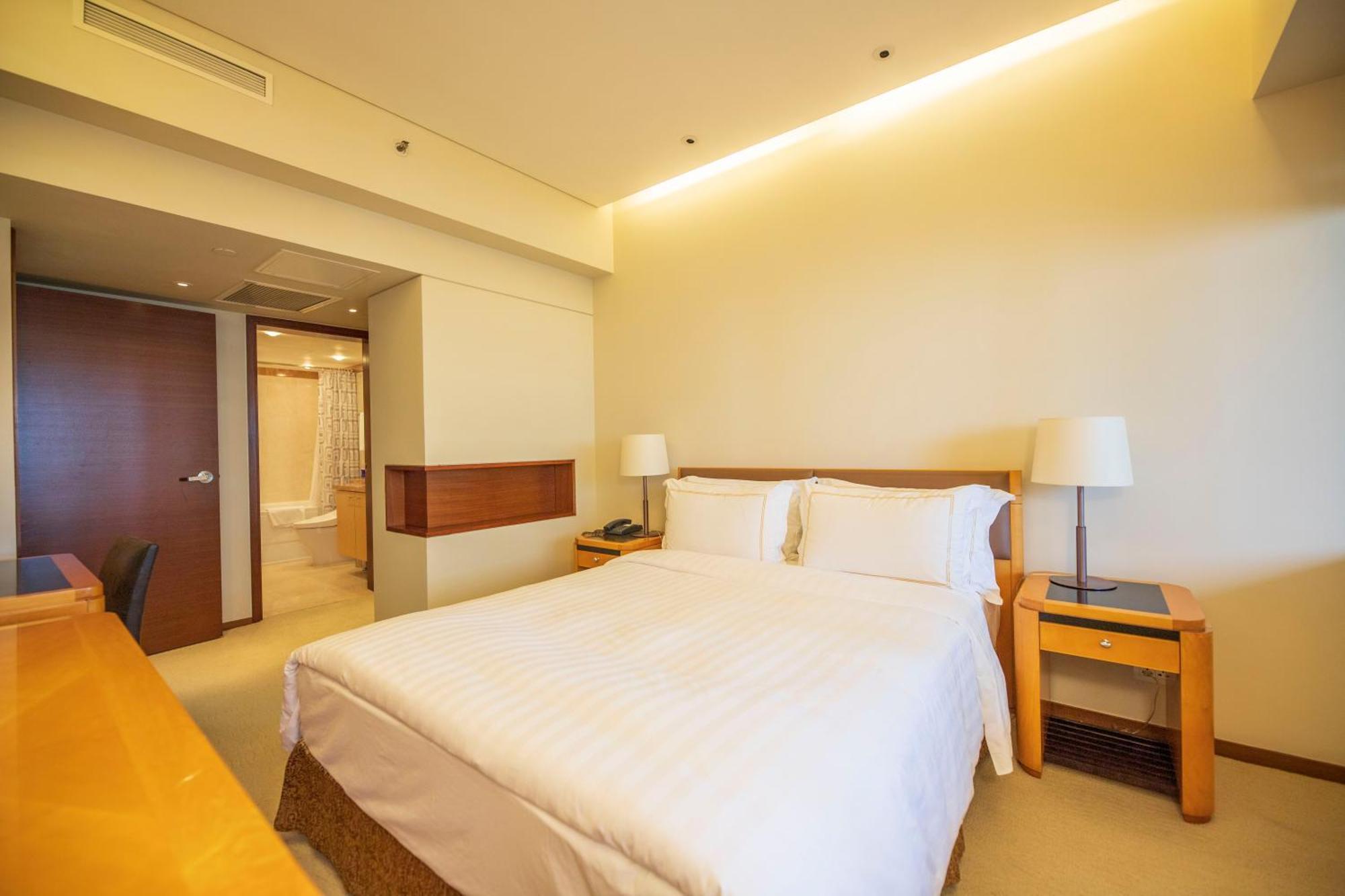 Shanghai Centre Serviced Apartment Экстерьер фото