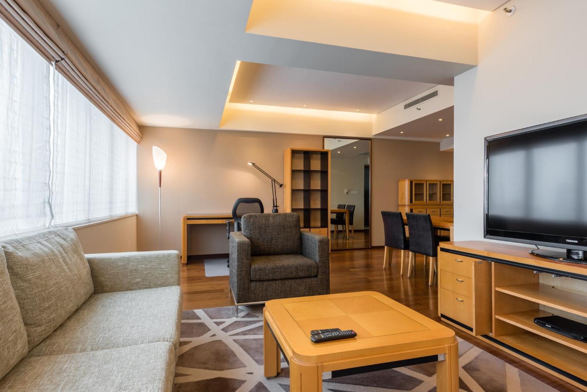 Shanghai Centre Serviced Apartment Экстерьер фото