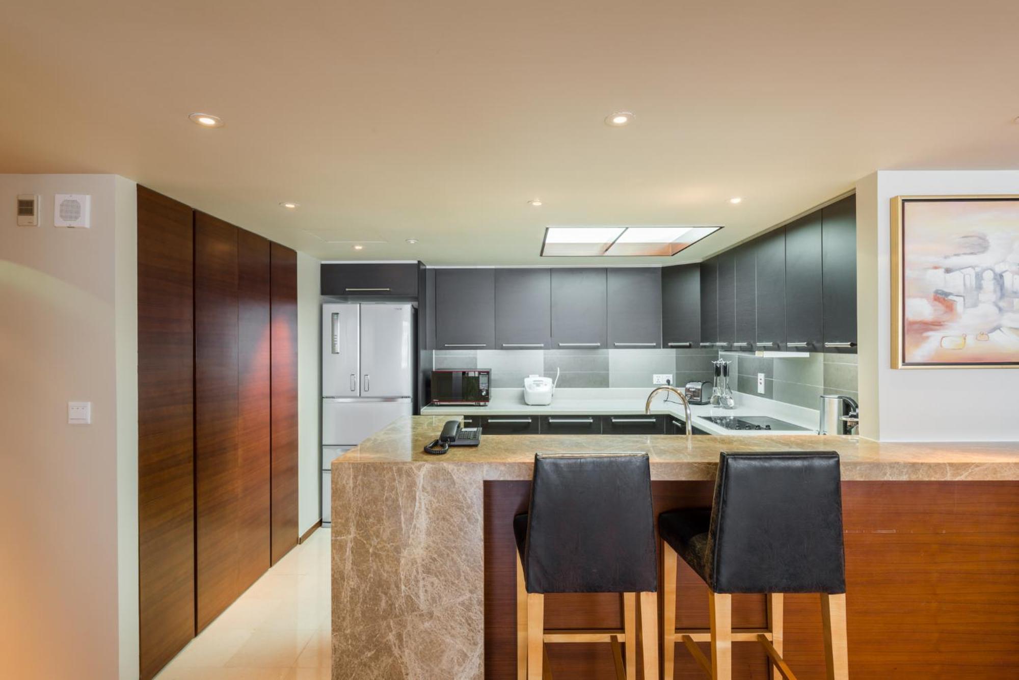 Shanghai Centre Serviced Apartment Экстерьер фото