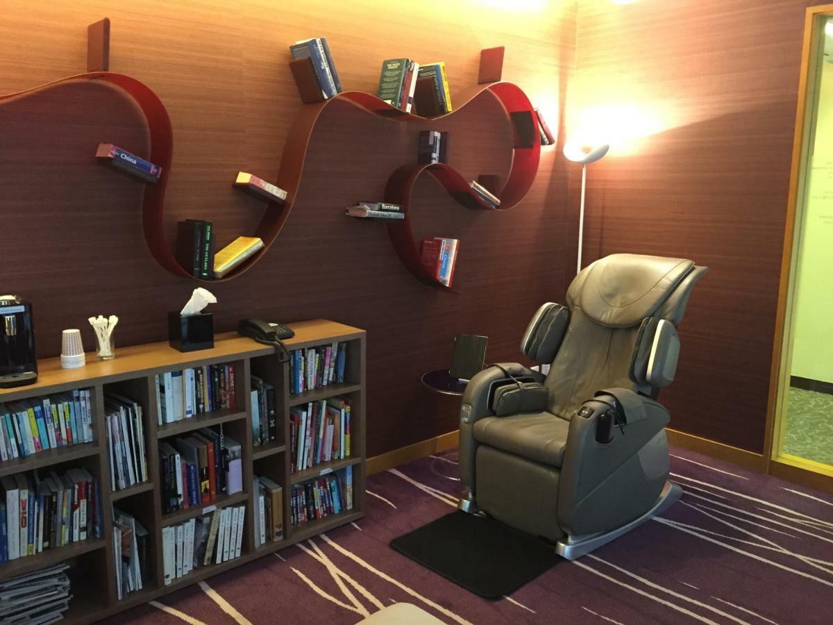 Shanghai Centre Serviced Apartment Экстерьер фото